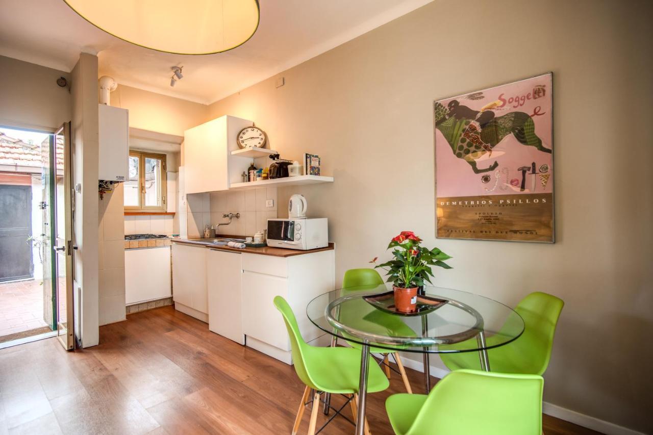 RR Apartments San Giovanni Rome Buitenkant foto